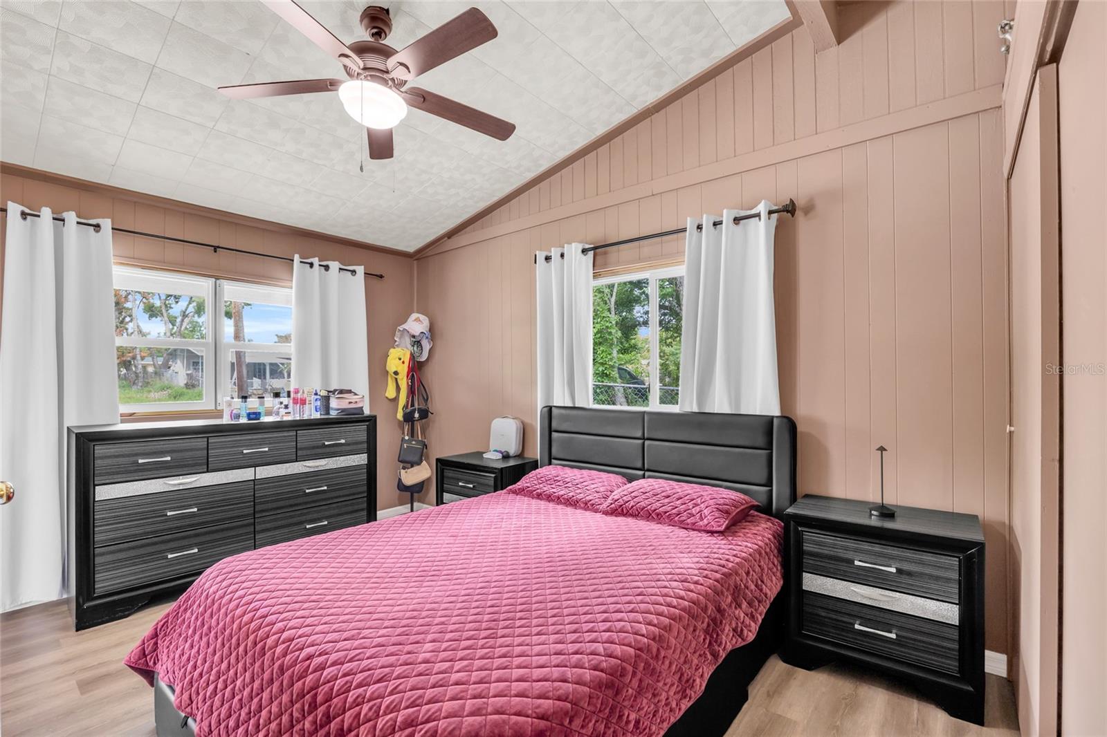 890 GOLDEN ISLE DR, MOUNT DORA, FL, 32757