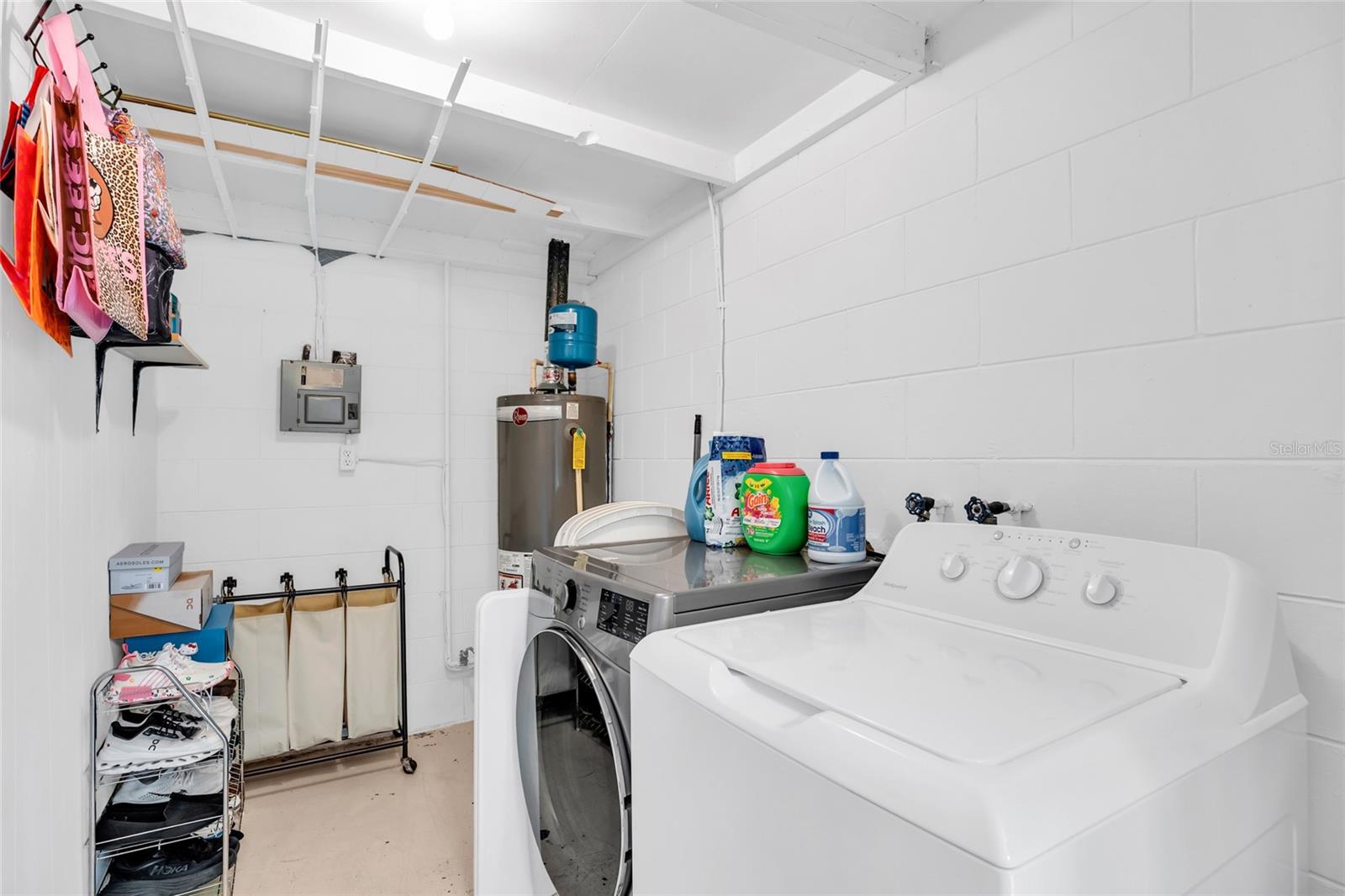 890 GOLDEN ISLE DR, MOUNT DORA, FL, 32757