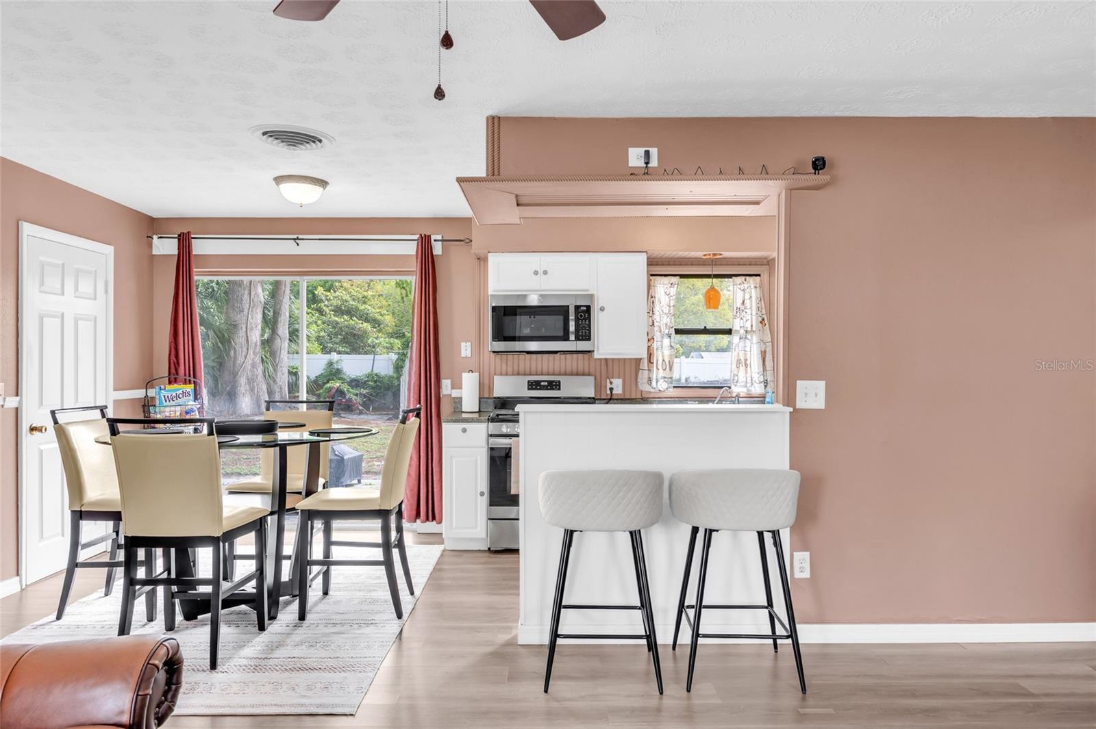 890 GOLDEN ISLE DR, MOUNT DORA, FL, 32757