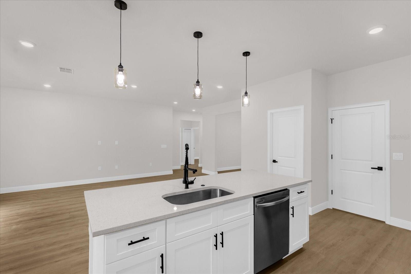 8 SEDUM CT, HOMOSASSA, FL, 34446