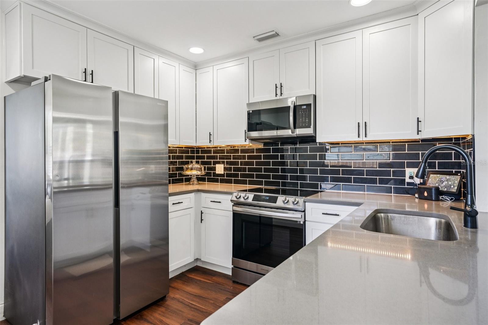 6527 3RD AVE S, ST PETERSBURG, FL, 33707