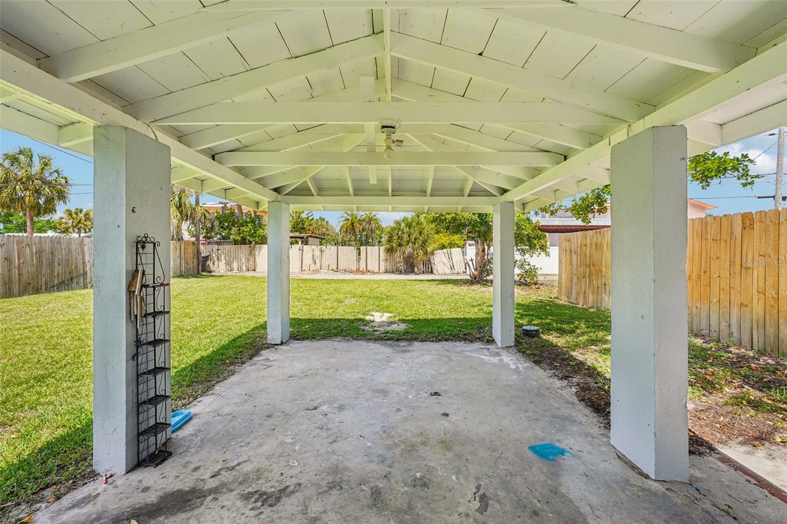 6527 3RD AVE S, ST PETERSBURG, FL, 33707