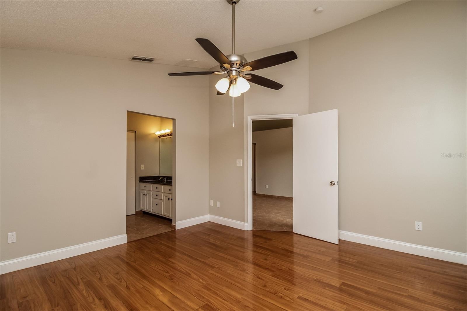 120 LAKEBREEZE CIR, LAKE MARY, FL, 32746