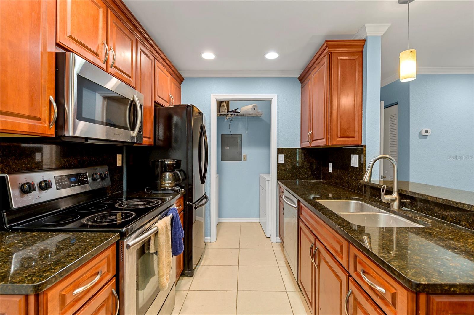10265 GANDY BLVD N #813, ST PETERSBURG, FL, 33702
