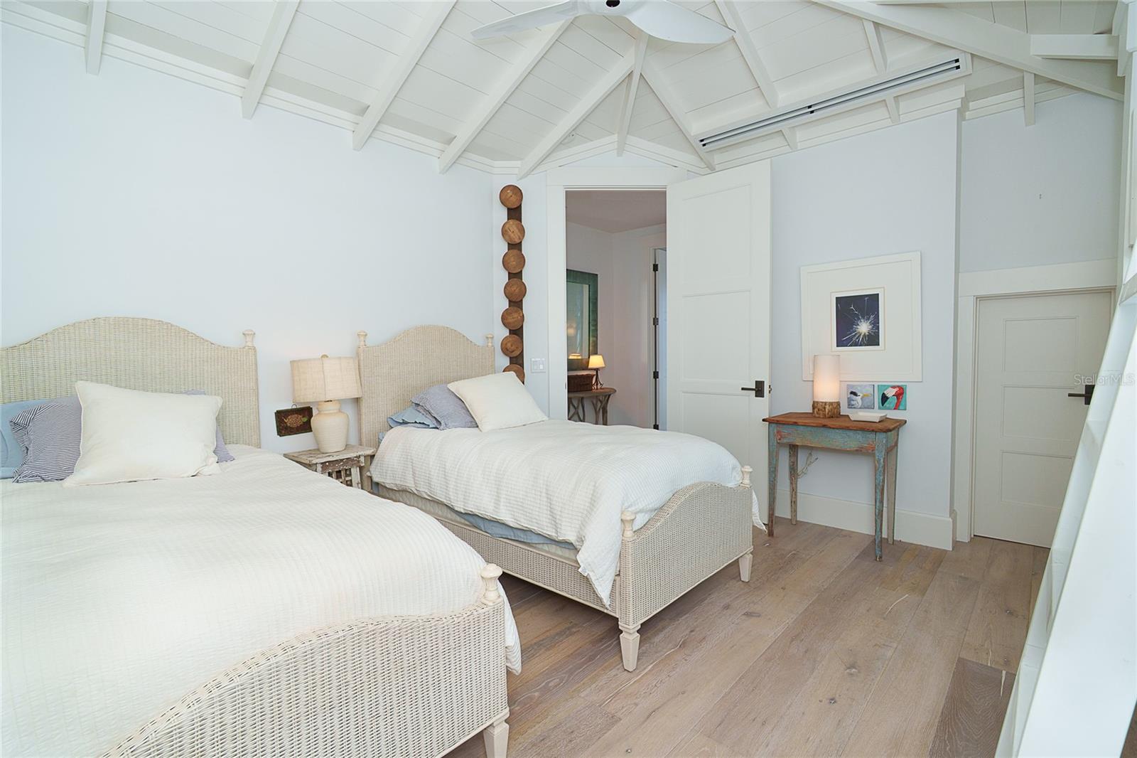 7320 PALM ISLAND DR, PLACIDA, FL, 33946