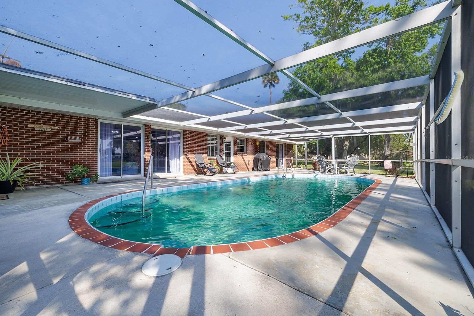 957 PINEAPPLE RD, SOUTH DAYTONA, FL, 32119