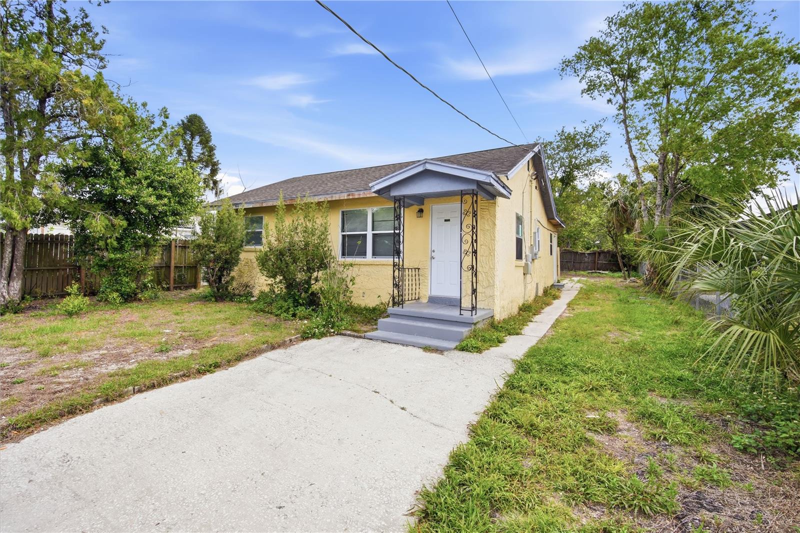 8419 N SEMMES ST, TAMPA, FL, 33604