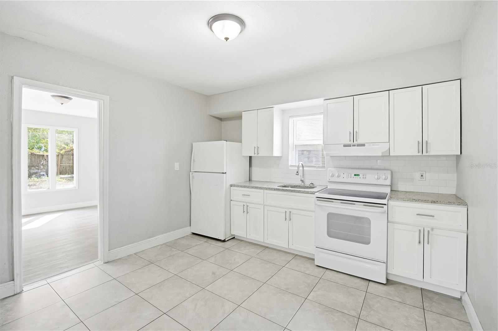 8419 N SEMMES ST, TAMPA, FL, 33604