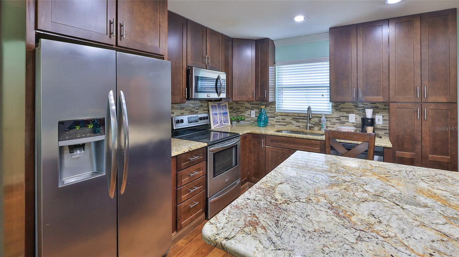 1602 S RIVERSIDE DR, EDGEWATER, FL, 32132