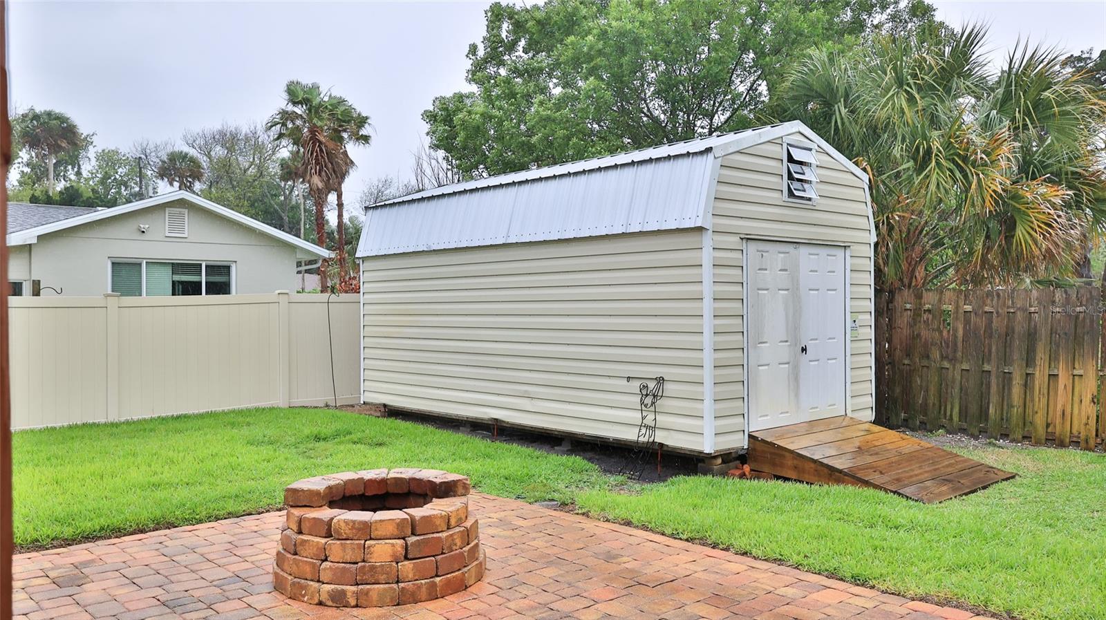 1602 S RIVERSIDE DR, EDGEWATER, FL, 32132