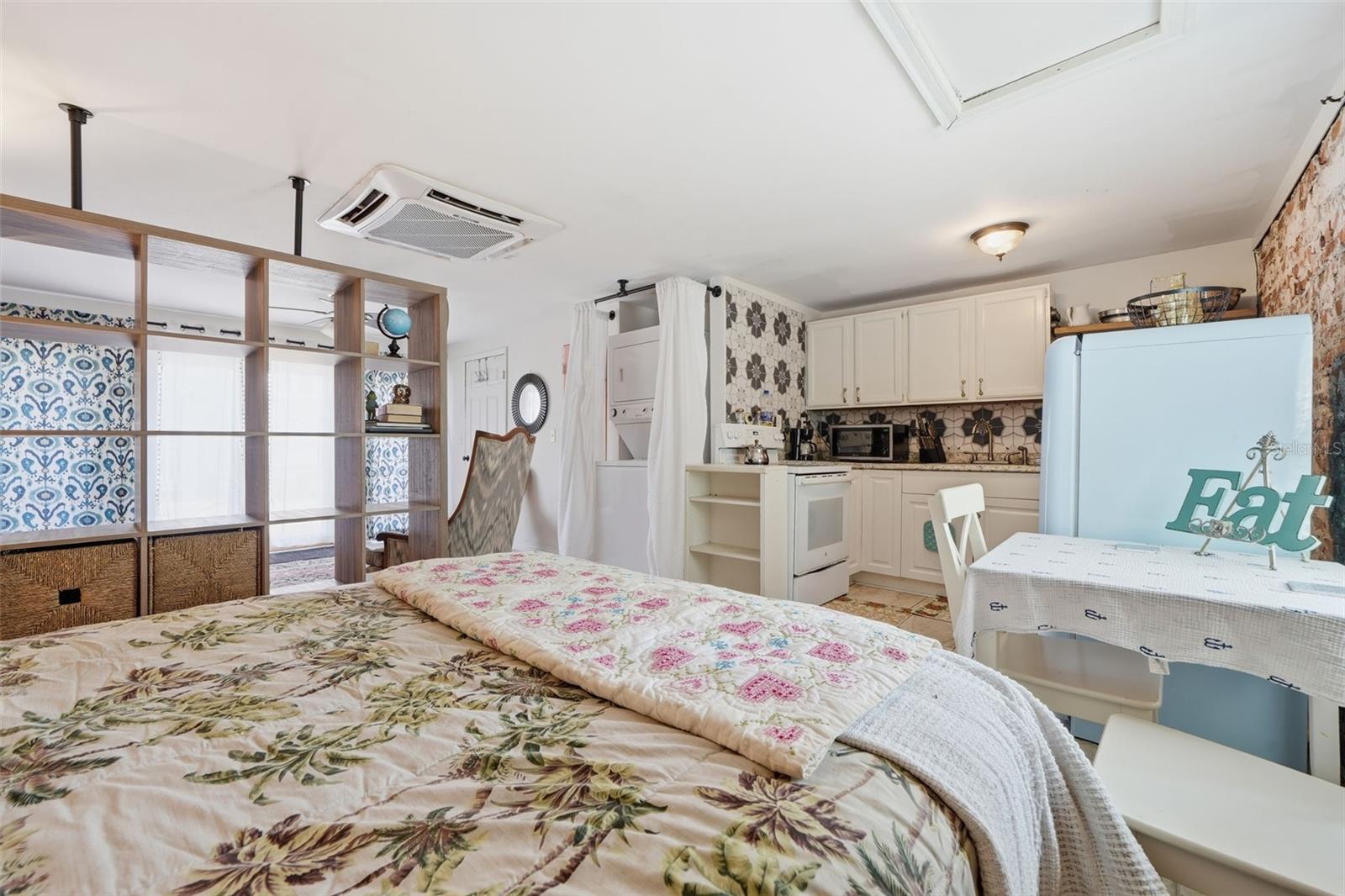 812 SANFORD AVE, SANFORD, FL, 32771