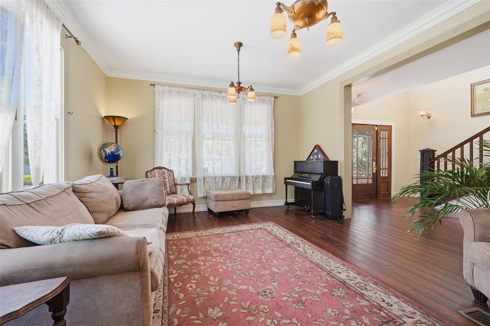 812 SANFORD AVE, SANFORD, FL, 32771