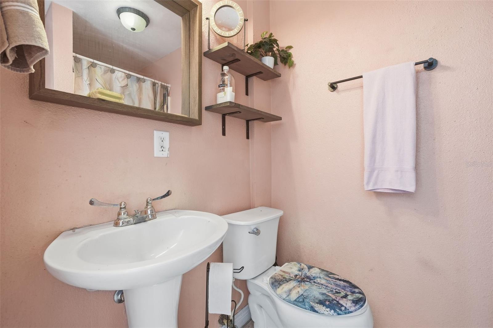 812 SANFORD AVE, SANFORD, FL, 32771