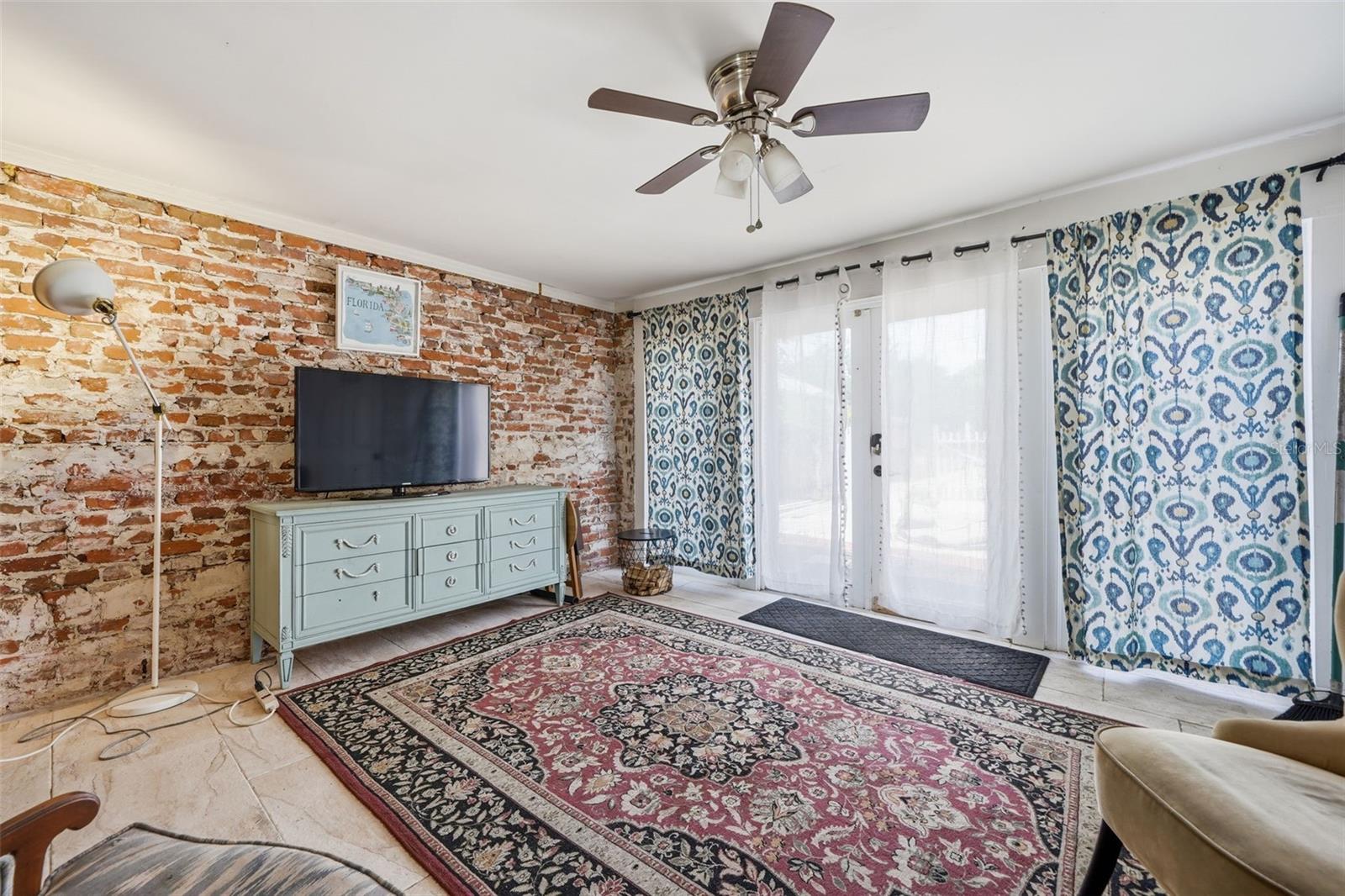 812 SANFORD AVE, SANFORD, FL, 32771