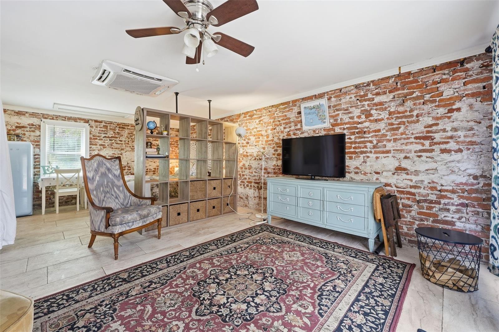 812 SANFORD AVE, SANFORD, FL, 32771