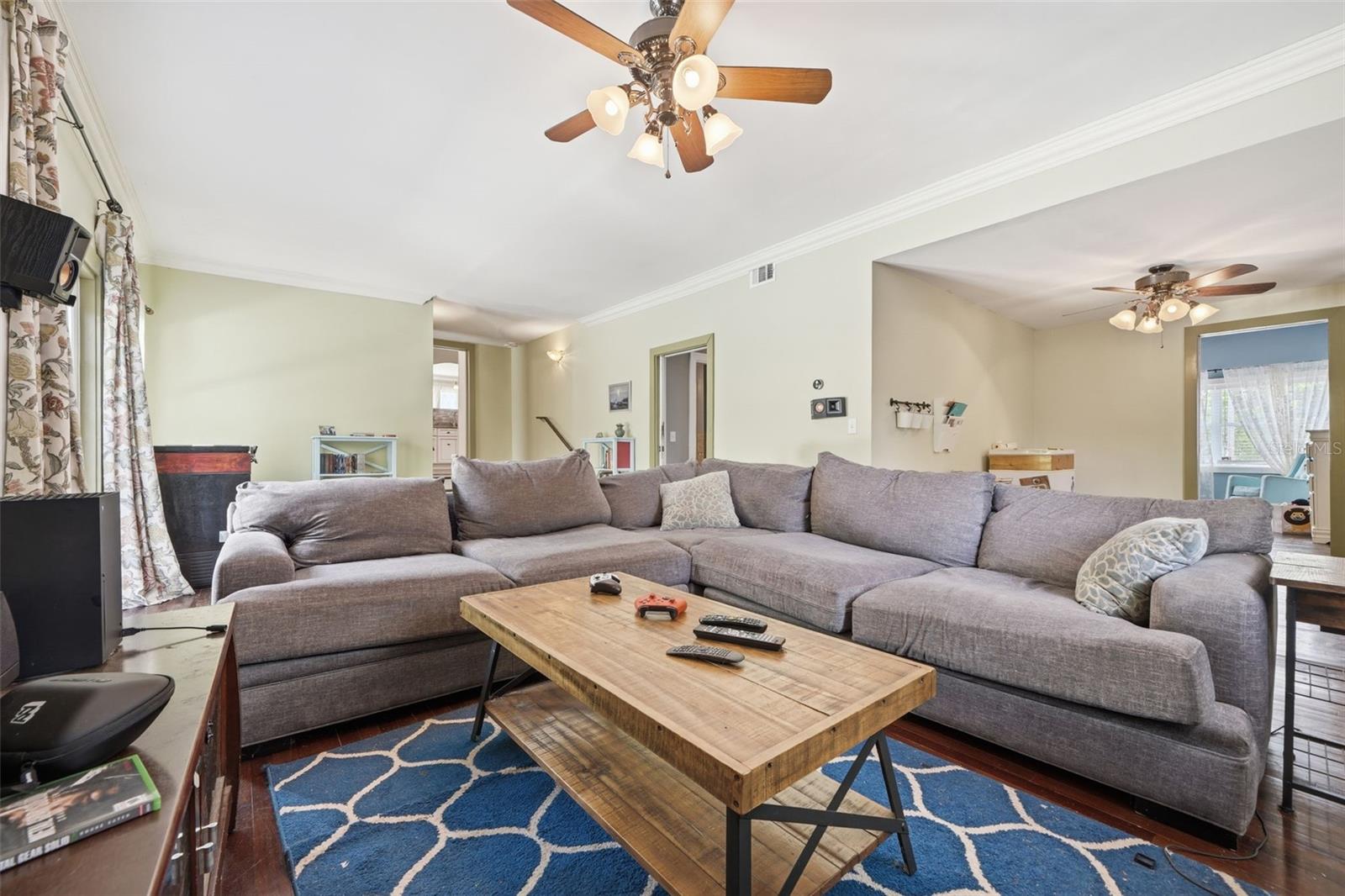 812 SANFORD AVE, SANFORD, FL, 32771