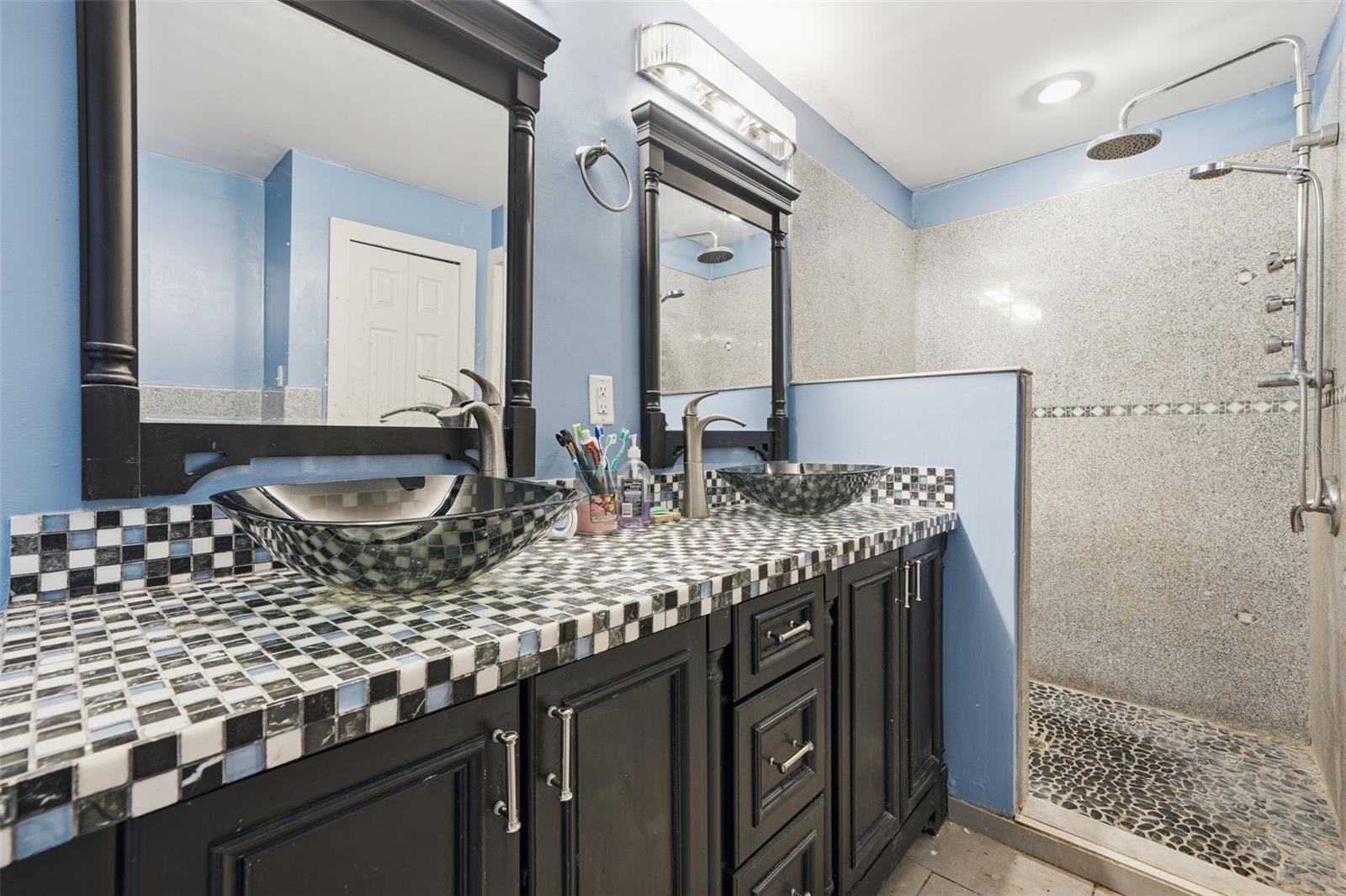 812 SANFORD AVE, SANFORD, FL, 32771