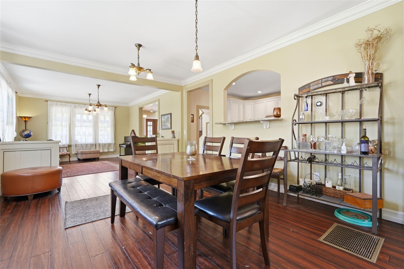 812 SANFORD AVE, SANFORD, FL, 32771