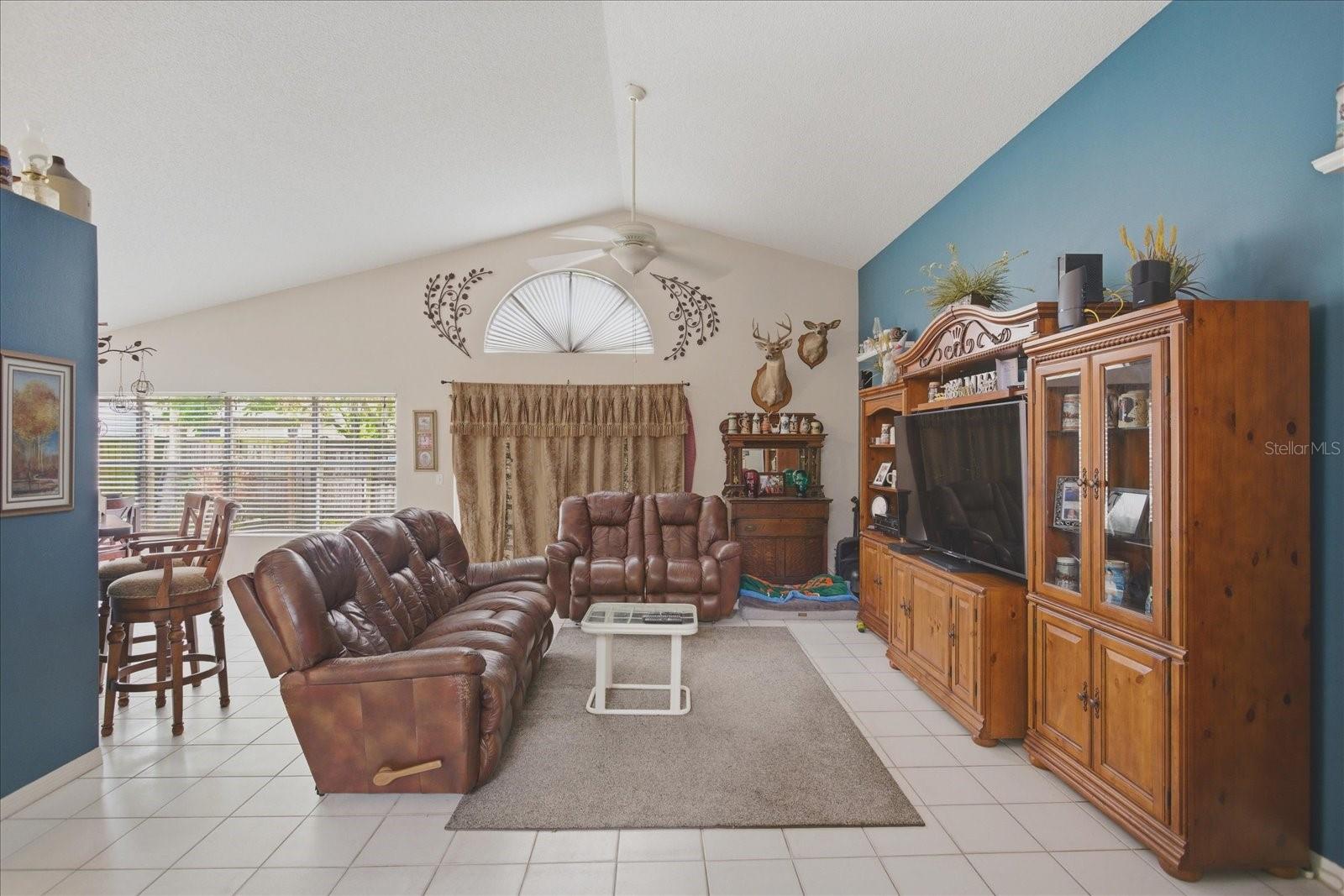 108 N BRISTOL CIR, SANFORD, FL, 32773