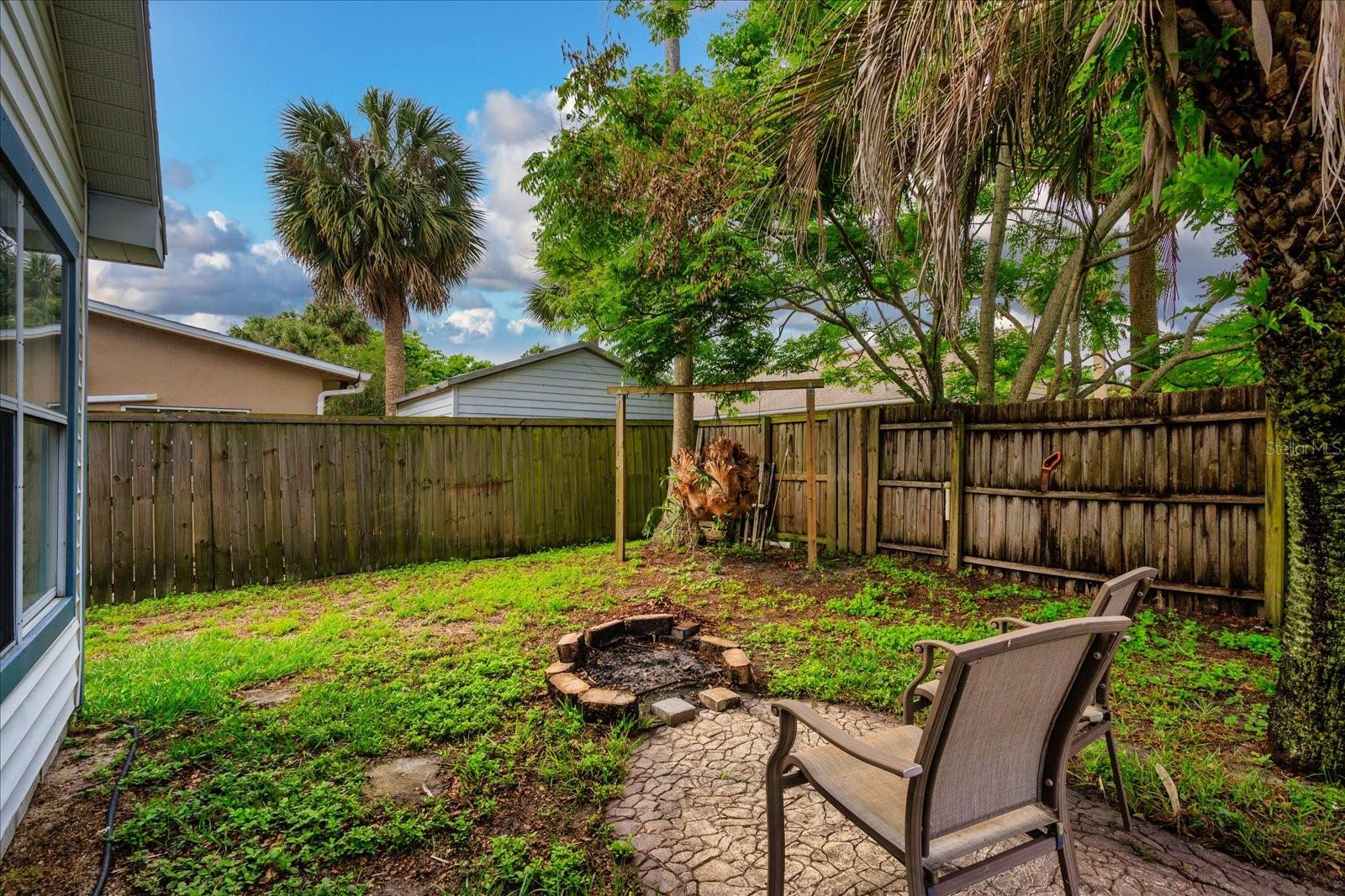 108 N BRISTOL CIR, SANFORD, FL, 32773
