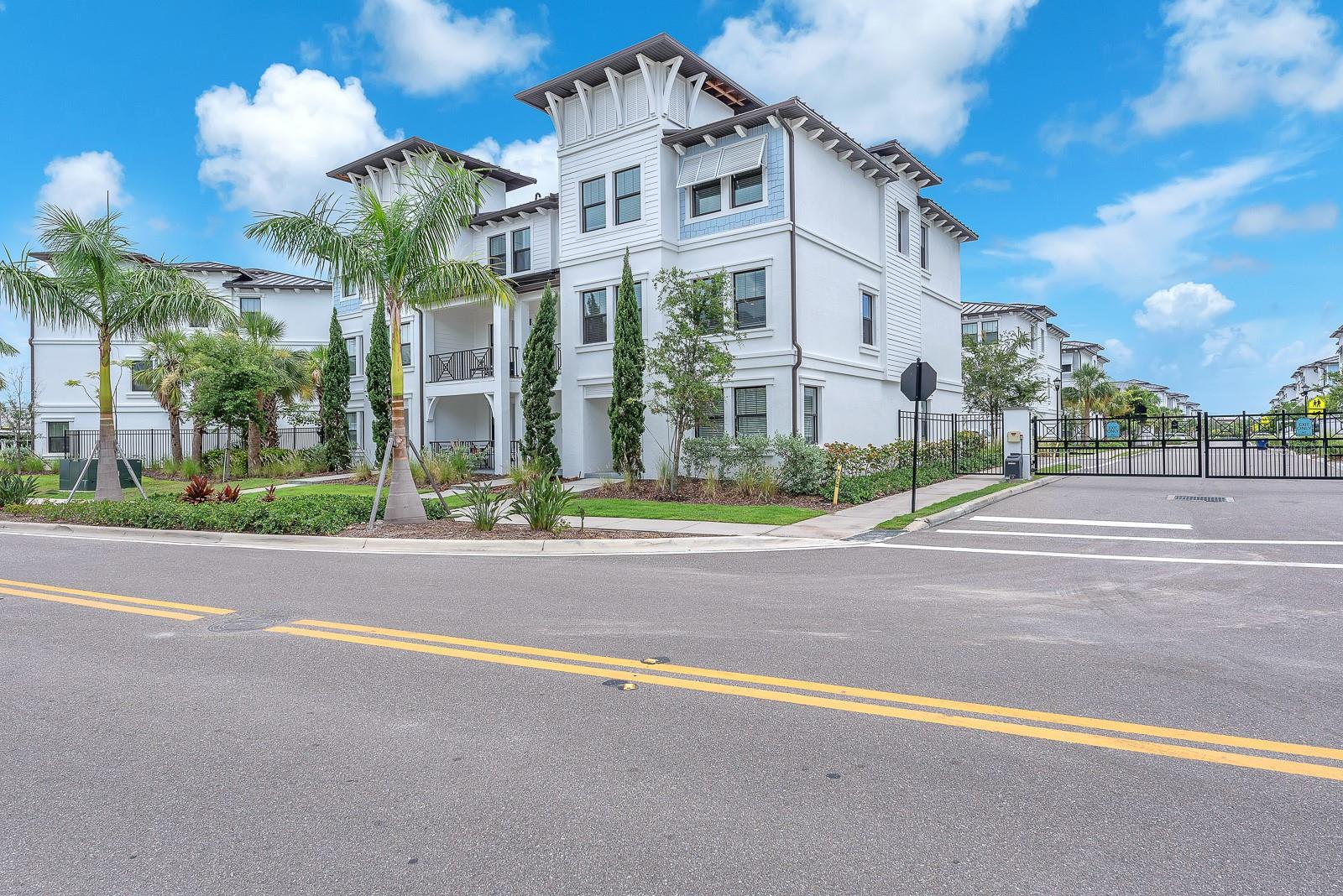 5351 BRIDGE ST #16, TAMPA, FL, 33611