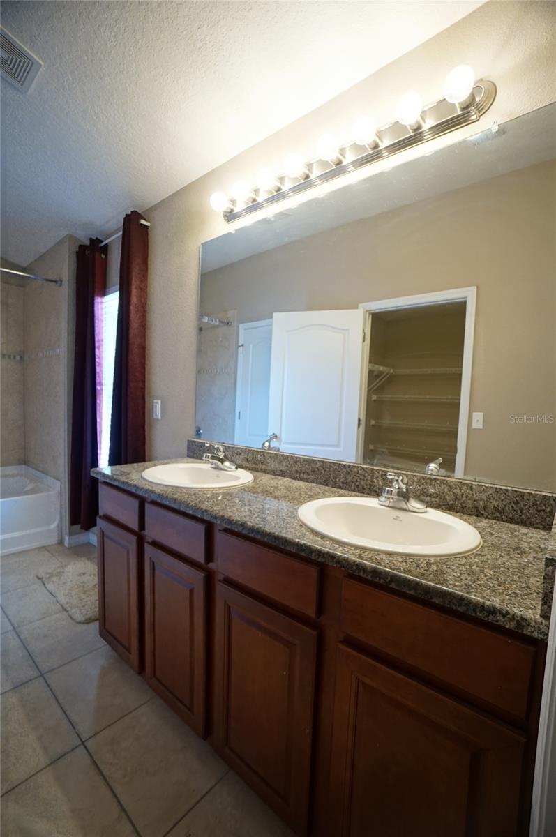 7001 INTERBAY BLVD #190, TAMPA, FL, 33616