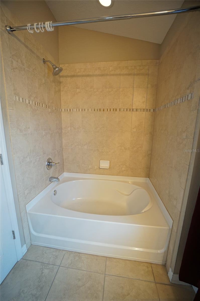 7001 INTERBAY BLVD #190, TAMPA, FL, 33616