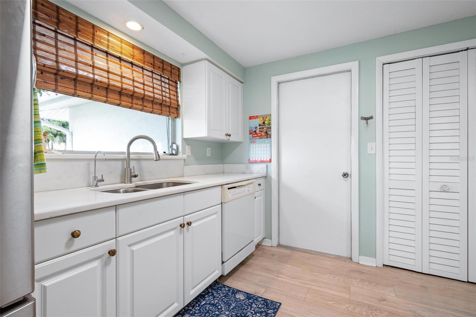 981 N GONDOLA DR, VENICE, FL, 34293