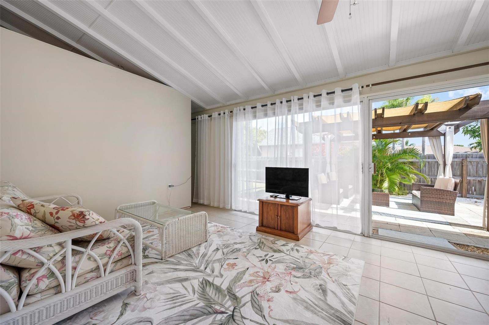 981 N GONDOLA DR, VENICE, FL, 34293