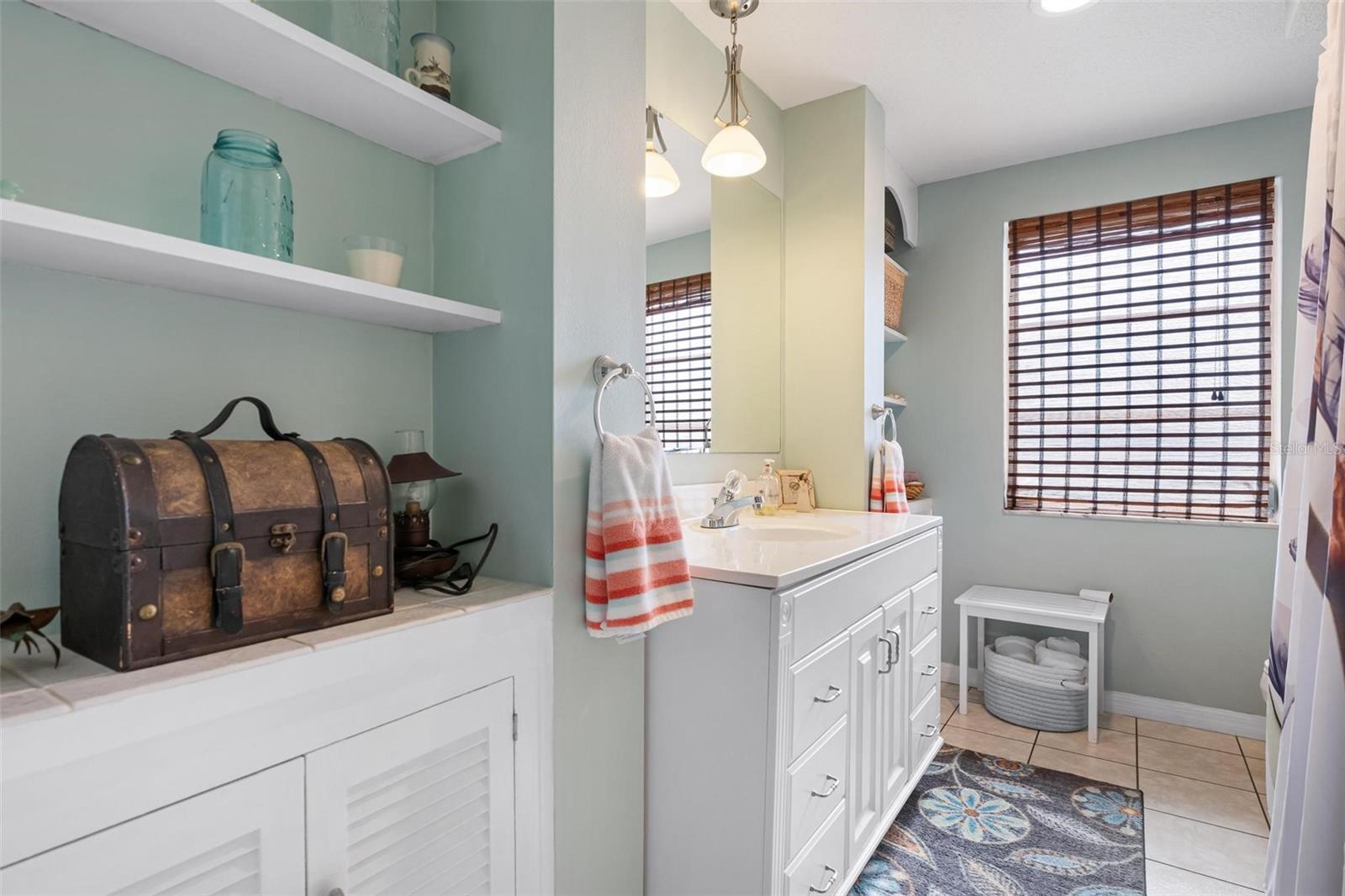 981 N GONDOLA DR, VENICE, FL, 34293