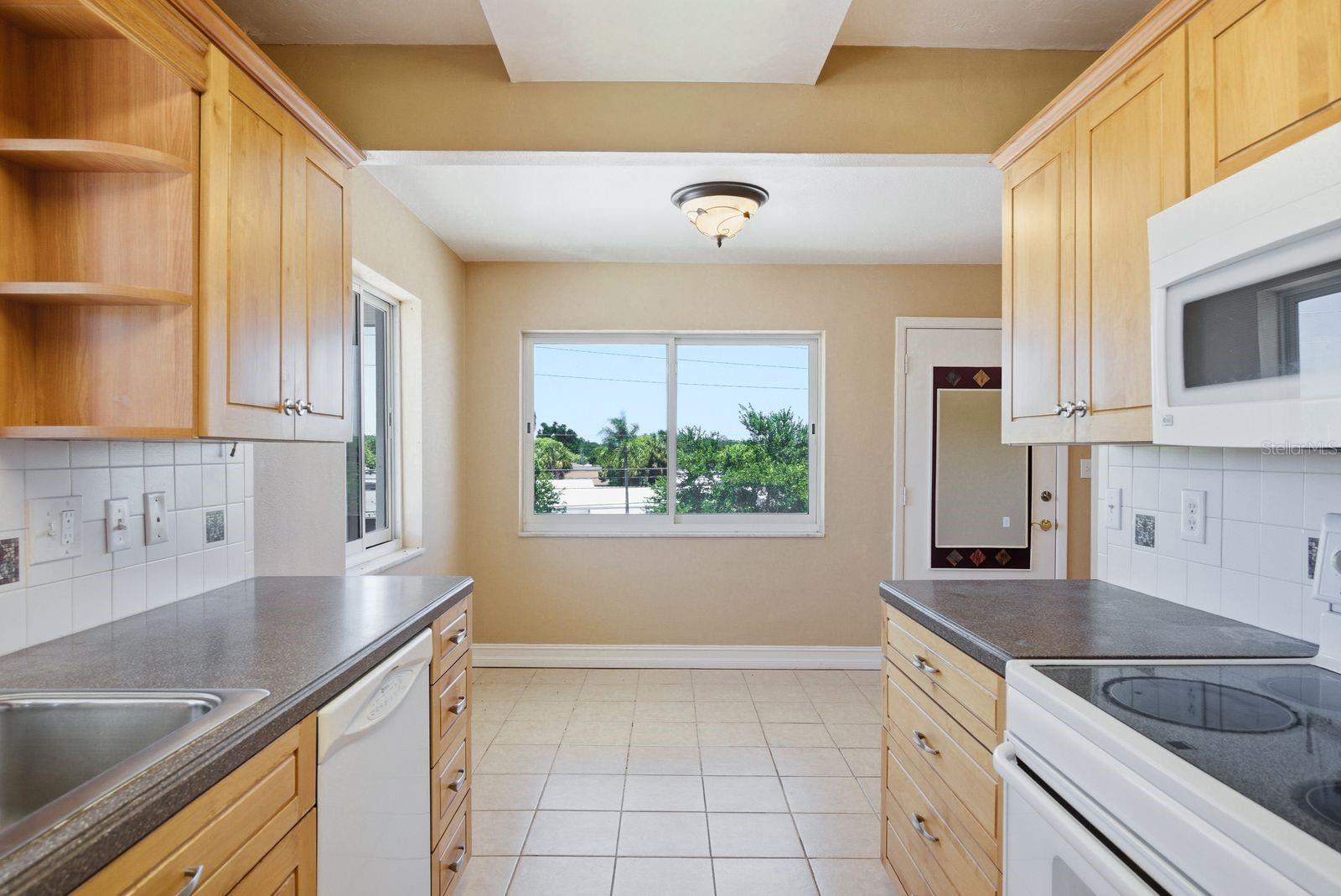 11100 86TH AVE #310, SEMINOLE, FL, 33772