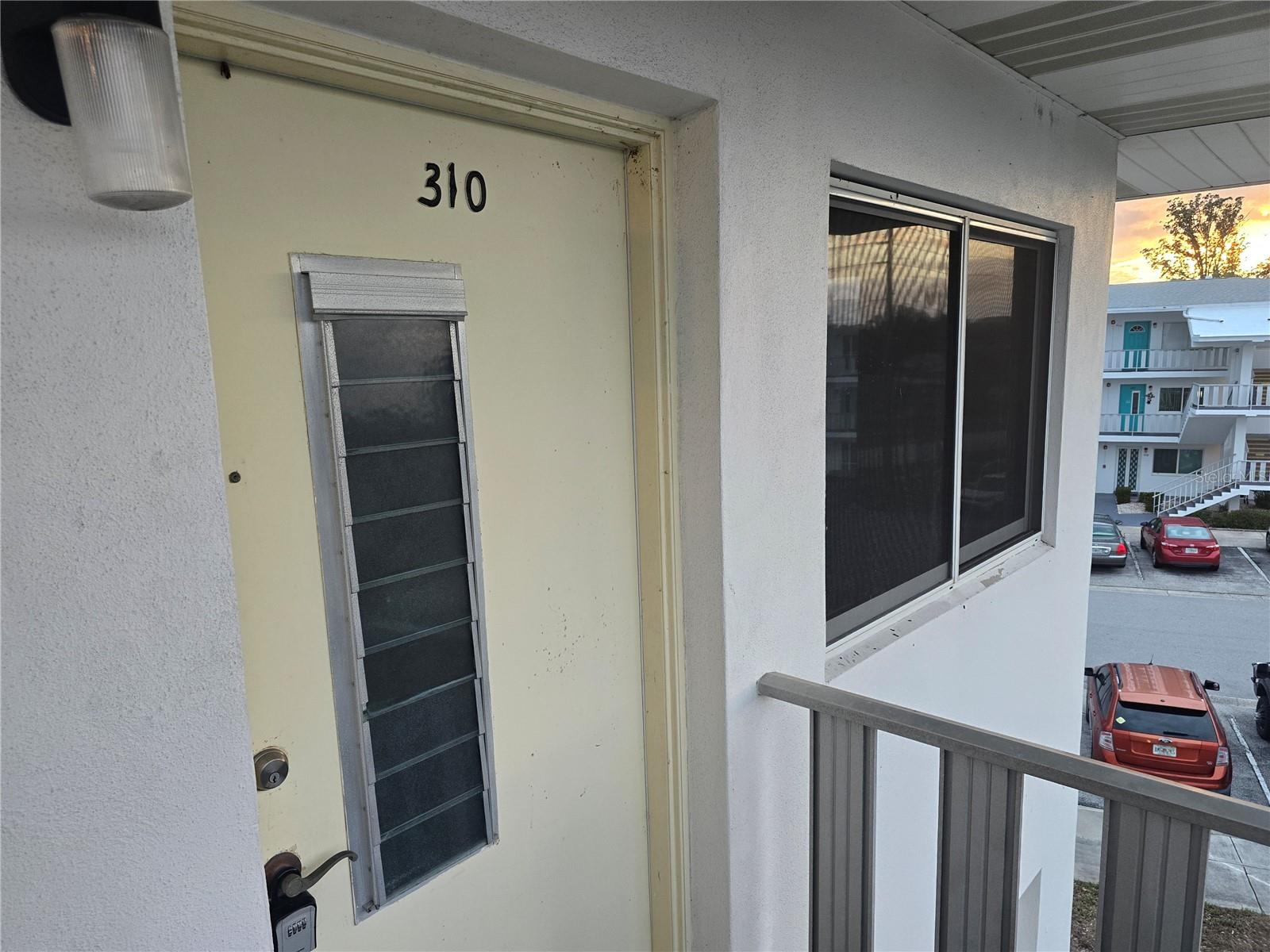 11100 86TH AVE #310, SEMINOLE, FL, 33772