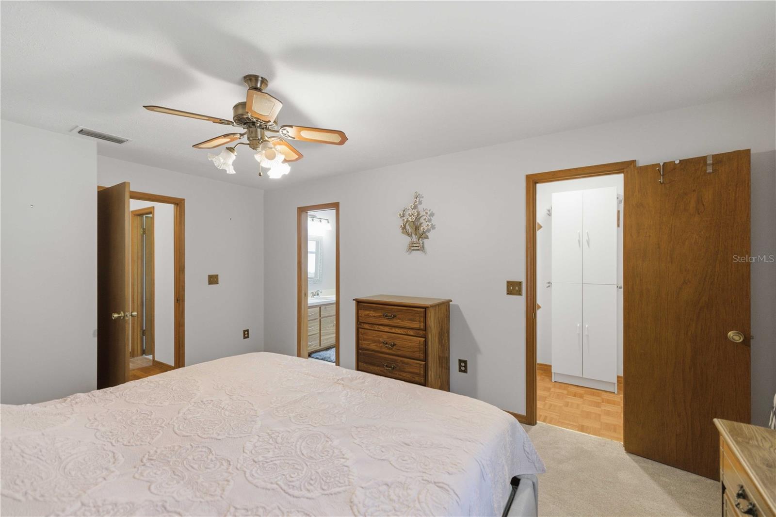 4100 NE 4TH TER, OCALA, FL, 34479