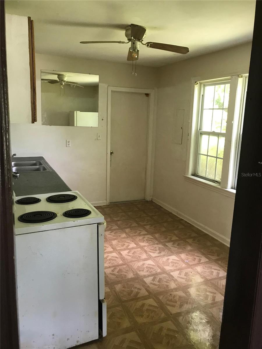 1250 W 27TH ST, JACKSONVILLE, FL, 32209