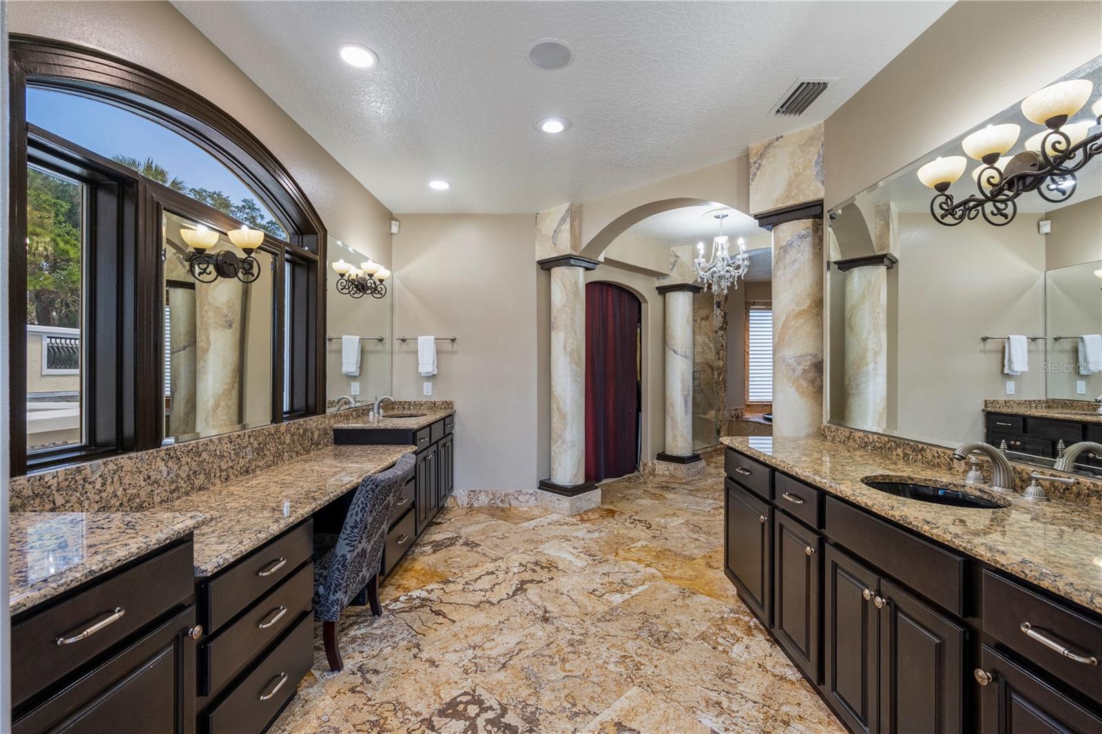8866 DARLENE DR, ORLANDO, FL, 32836