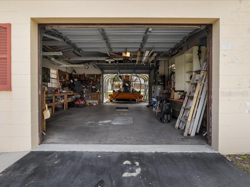 230 S LAKE STARR BLVD, LAKE WALES, FL, 33898