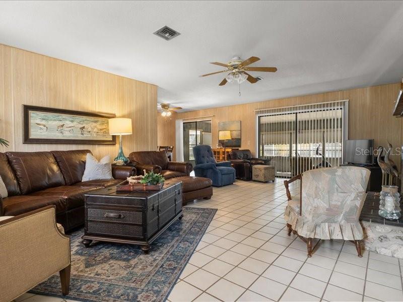 230 S LAKE STARR BLVD, LAKE WALES, FL, 33898