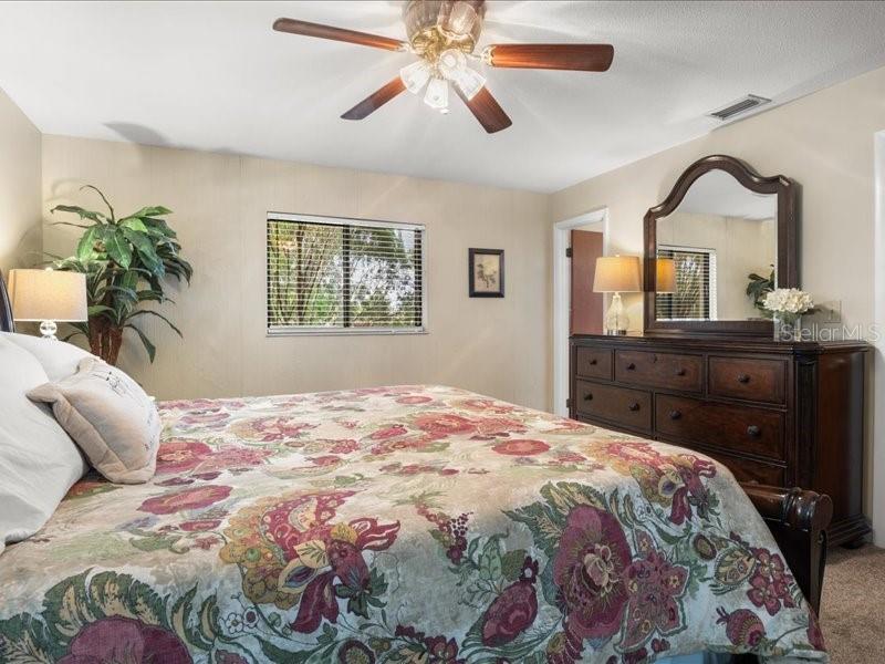 230 S LAKE STARR BLVD, LAKE WALES, FL, 33898