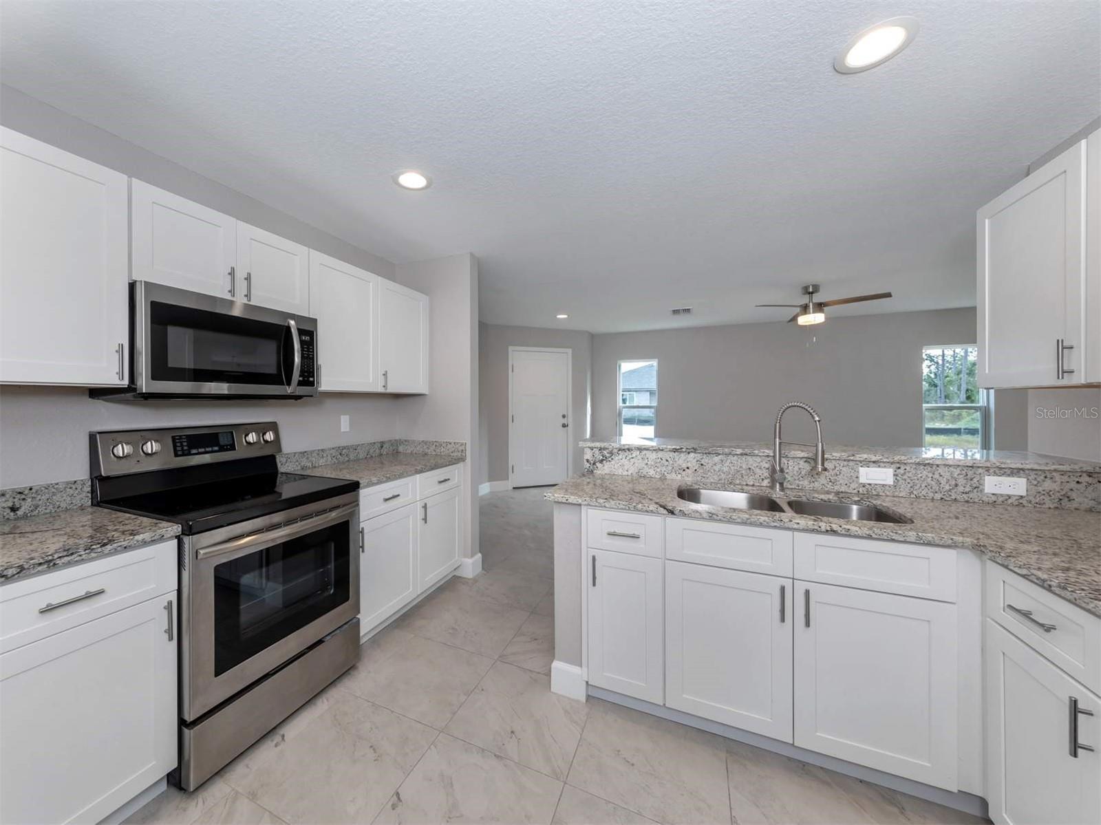 125 BOUNDARY BLVD #2, ROTONDA WEST, FL, 33947