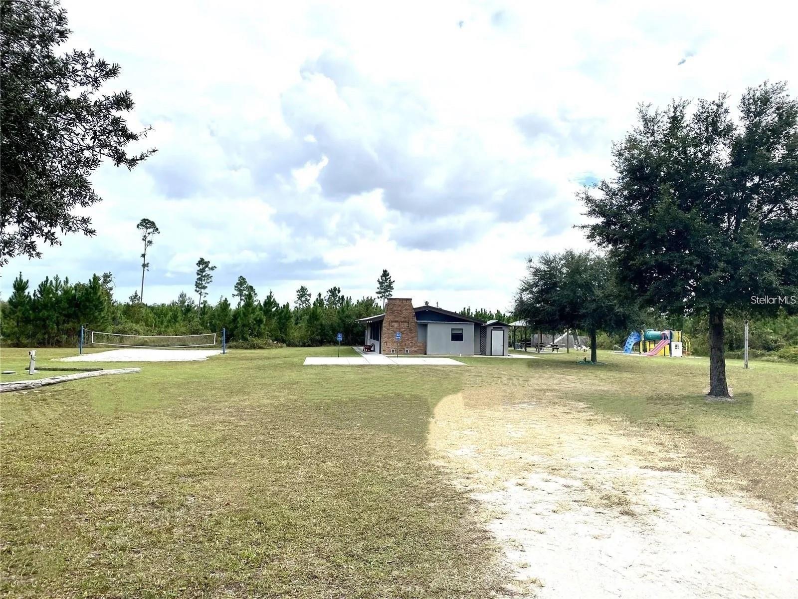 APRICOT AVE, EUSTIS, FL, 32736
