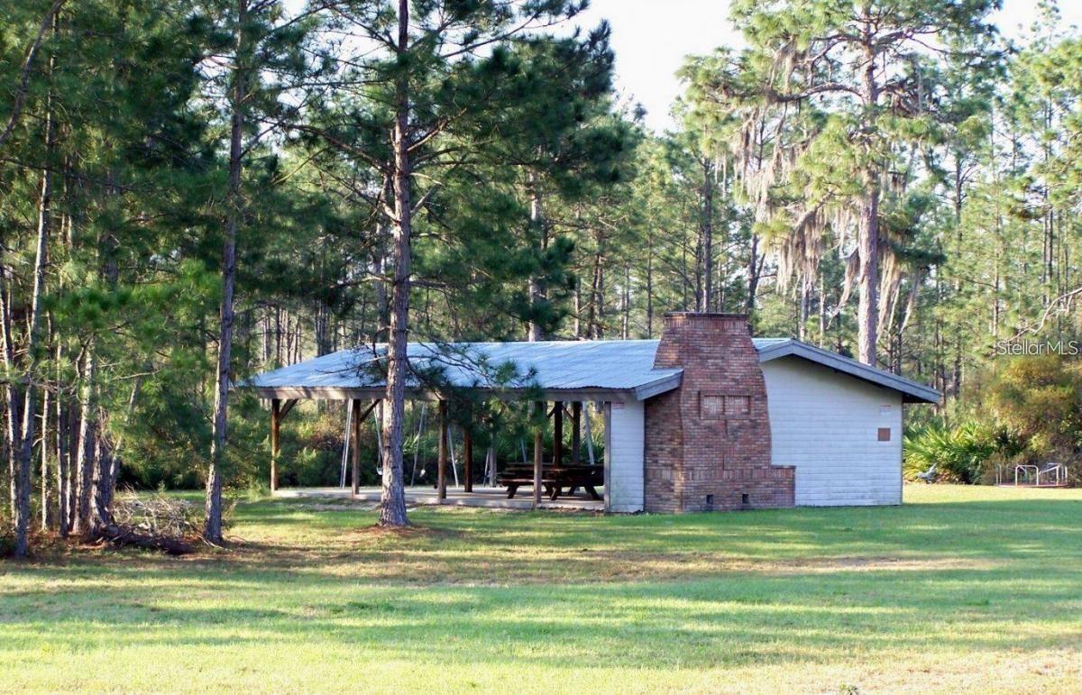 APRICOT AVE, EUSTIS, FL, 32736
