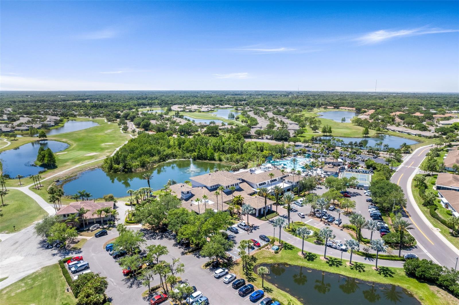 1204 HUNTINGTON GREENS DR #1204, SUN CITY CENTER, FL, 33573