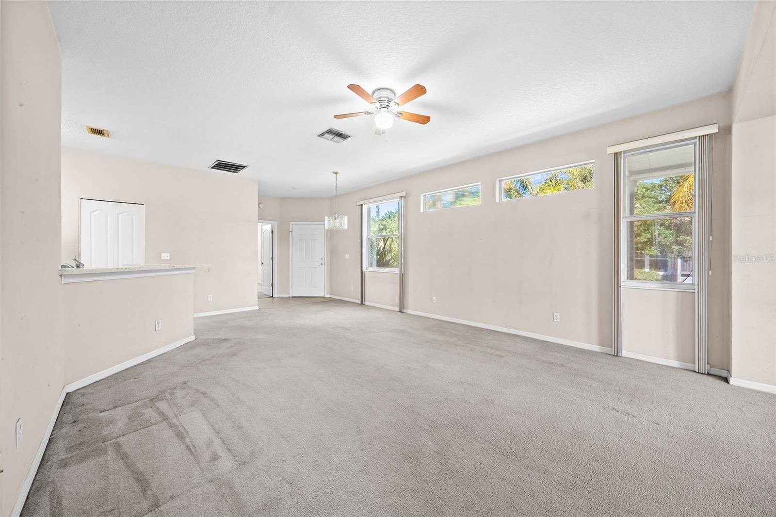 1204 HUNTINGTON GREENS DR #1204, SUN CITY CENTER, FL, 33573