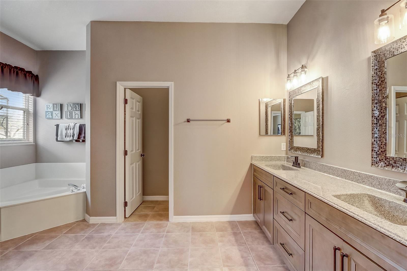 2427 LEANING PINE LN, OVIEDO, FL, 32765