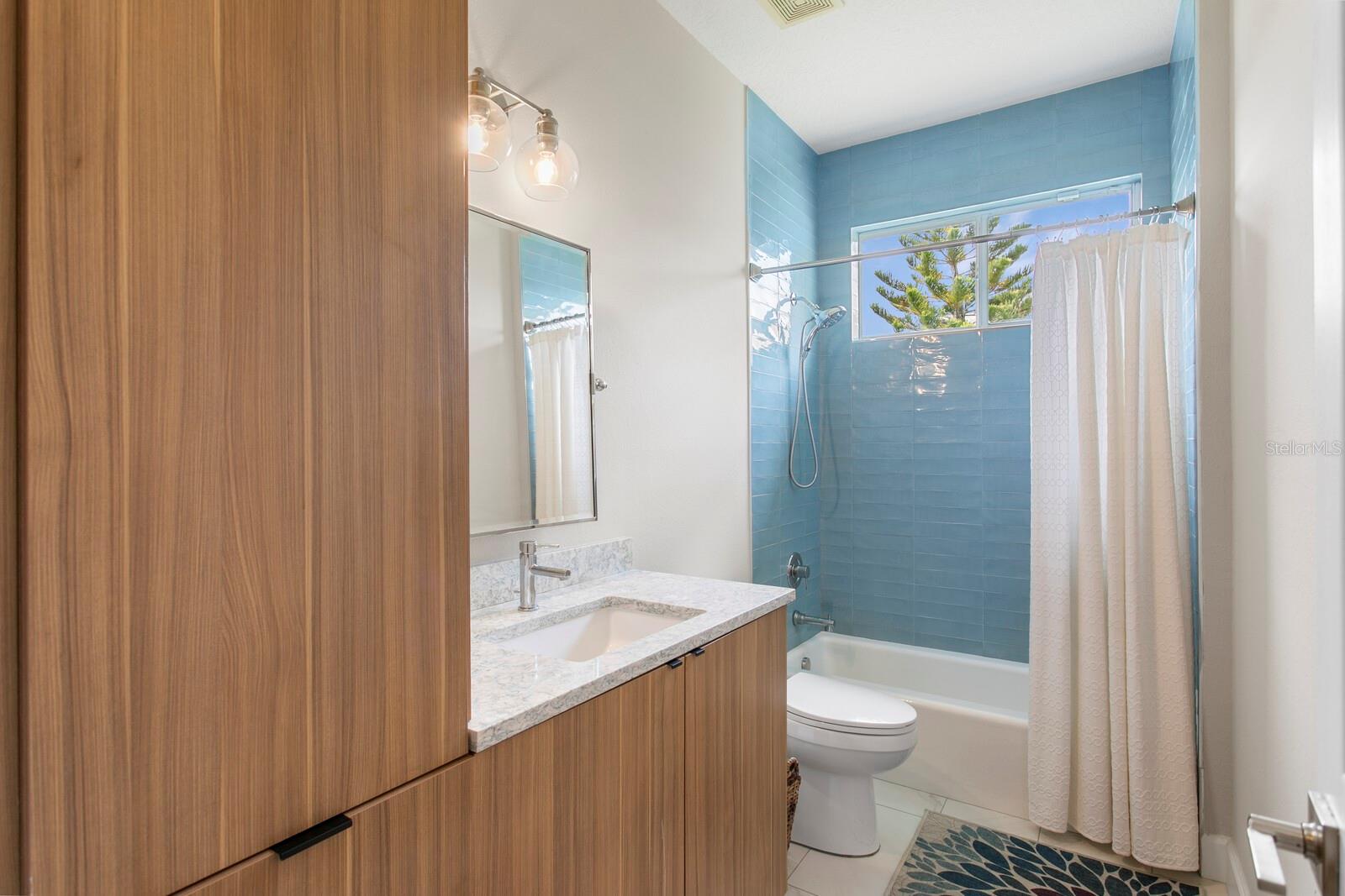 8519 PORTAGE AVE, TAMPA, FL, 33647