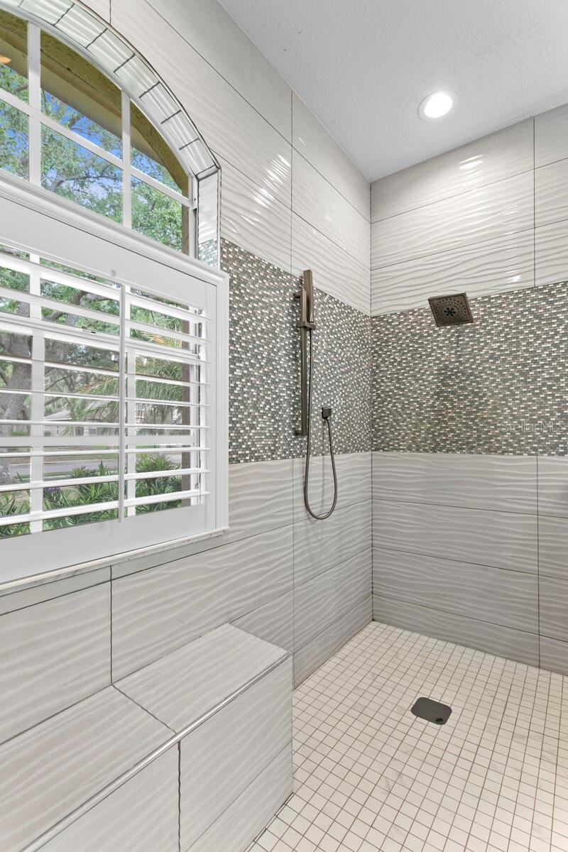 8519 PORTAGE AVE, TAMPA, FL, 33647