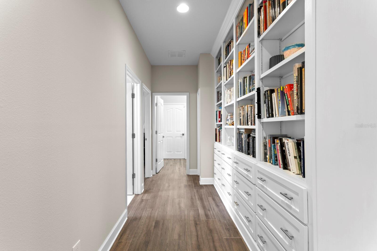 8519 PORTAGE AVE, TAMPA, FL, 33647