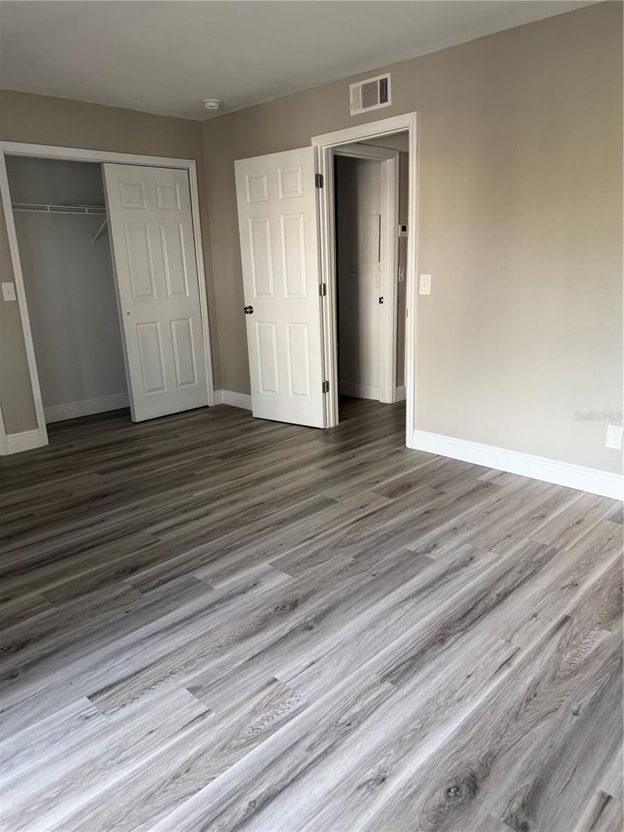 9209 TUDOR DR #C103, TAMPA, FL, 33615