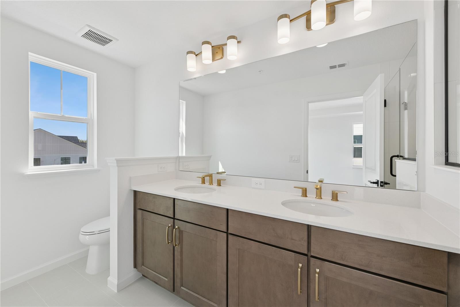 1882 FALCONHURST LN, APOPKA, FL, 32703