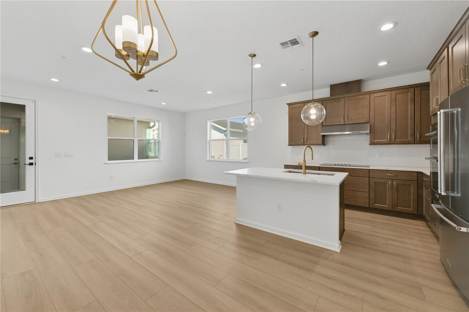 1882 FALCONHURST LN, APOPKA, FL, 32703